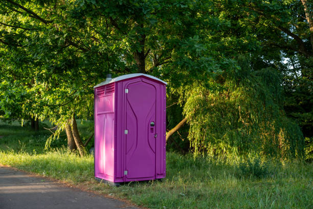 Best Porta potty rental near me  in Omak, WA